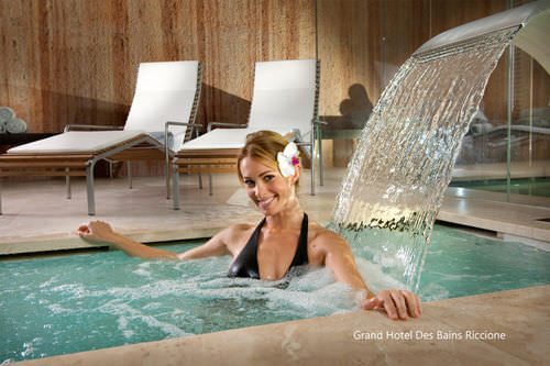 Cascade pour piscine - Hofer Group GmbH