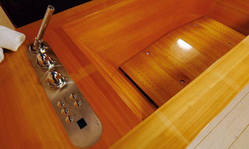 Baignoire à usage professionnel - Hofer Group GmbH - en bois / balnéo