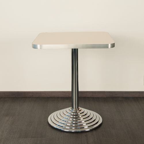 Table basse rétro - EDGE - KODRETA furniture, s.r.o. - en aluminium / avec piètement en aluminium / rectangulaire
