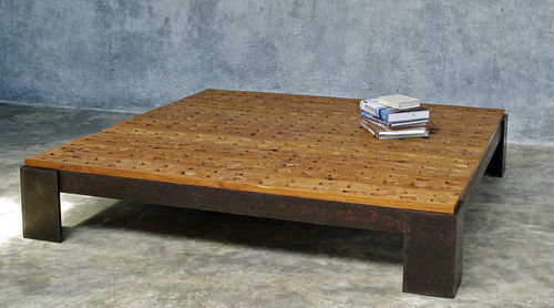 Table basse contemporaine - JÉRÔME-ABEL SEGUIN - en bois / carrée / résidentielle