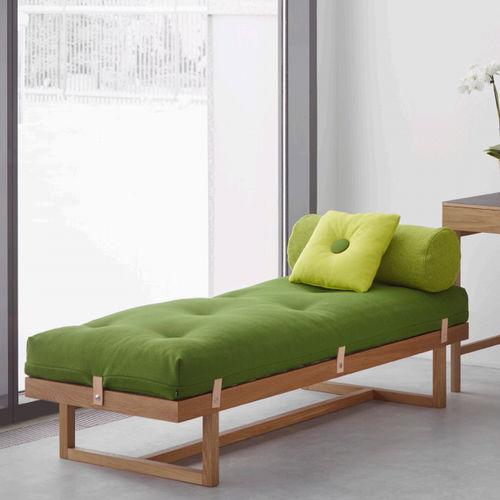 Banquette contemporaine - STAY - A 2 designers - en tissu / en cuir / en chêne