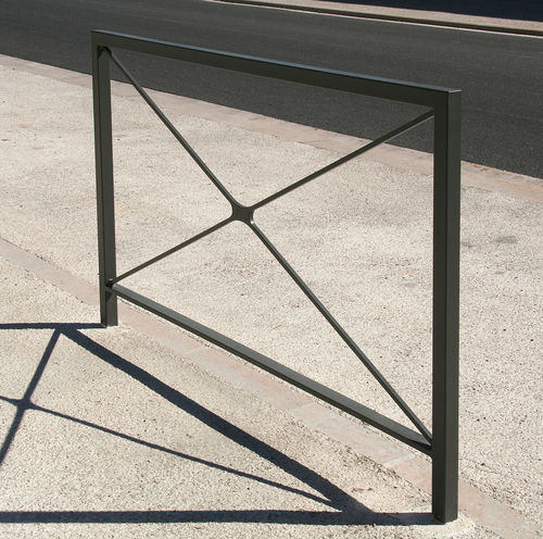 Barrière de protection - VIOLETTE 1500 - ACCENTURBA - fixe / en acier / pour espace public