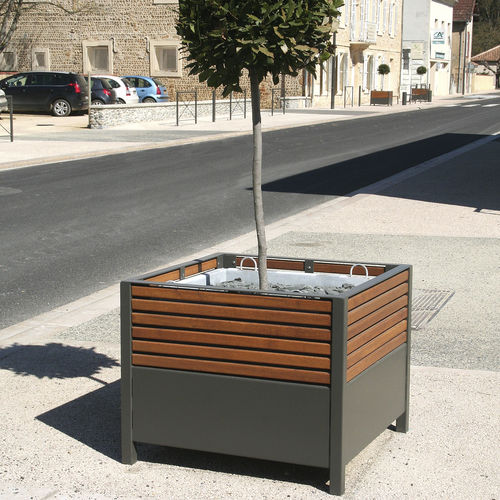 Jardinière en chêne - ZÉLÉA - ACCENTURBA - en acier galvanisé / en acier thermolaqué / carrée