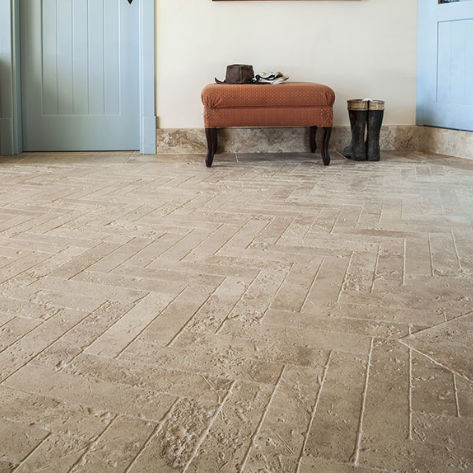 Carrelage en pierre naturelle - BEIGE TRAVERTINE UNFILLED - Pedrantiqua - à relief / brossé / sablé