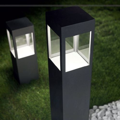 Borne d'éclairage de jardin - EVELINA - Torremato - contemporaine / en métal / à LED