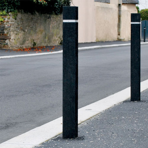 Borne de protection - B90 series - PLAS ECO - en plastique recyclé / pour espace public / d'extérieur