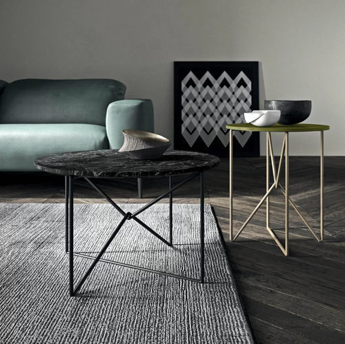 Table d'appoint contemporaine - MW - Presotto - en bois laqué brillant / en bois laqué mat / avec piètement en métal