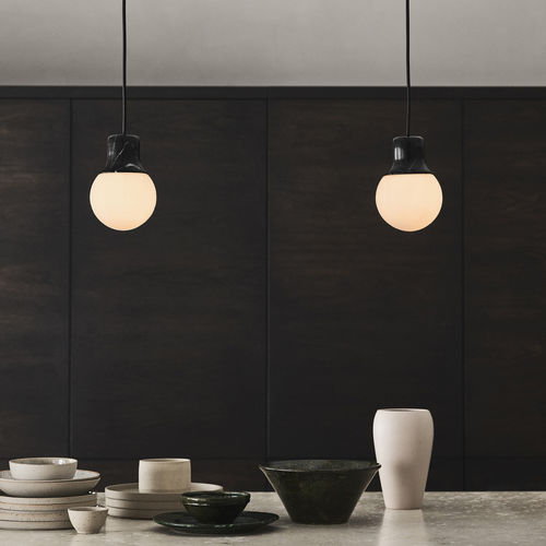 Suspension - MASS - Andtradition - en laiton / en verre / en marbre