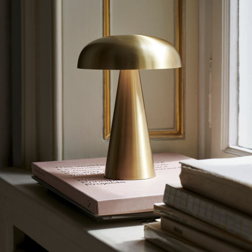 Lampe de table - COMO  - Andtradition - en aluminium / en ABS / contemporaine