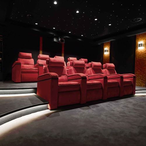 Salle home cinéma privée - MEGÈVE - VOTRE CINEMA