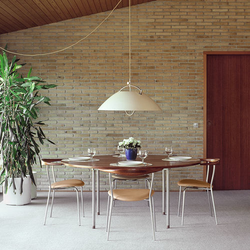 Chaise contemporaine - pp701  - PP MØBLER - d'intérieur / en cuir / avec piètement en acier inoxydable poli