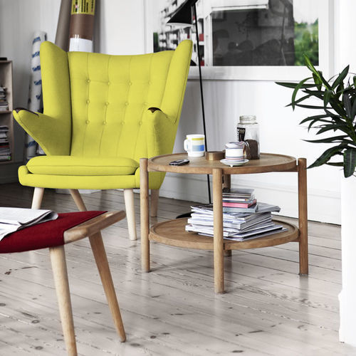 Table d'appoint contemporaine - pp35  - PP MØBLER - en bois massif / avec piètement en bois / ronde