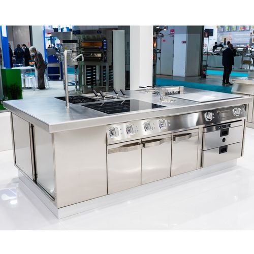Cuisine professionnelle en métal - H+ - gico spa - modulaire / avec îlot / sur mesure