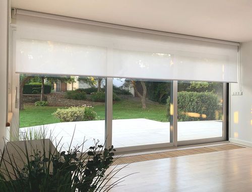 Store enrouleur - ZOOMTECH® | F SERIES - Resstende - pour fenêtre / en tissu / en aluminium extrudé