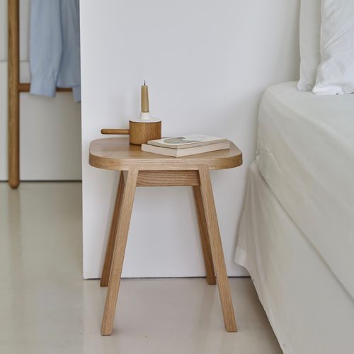Tabouret contemporain - Three - ANOTHER COUNTRY - en chêne / en hêtre / avec piètement en chêne