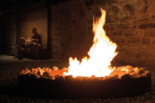Brasero de jardin à bois - Zen - Ak47 Design - en acier / rond / avec barbecue
