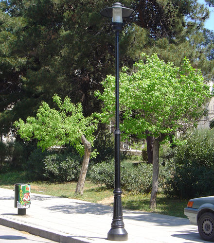 Lampadaire urbain - M28 - KRONEMAG MILLENIUM srl - de jardin / classique / en fonte