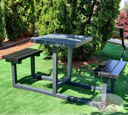 Table de pique-nique contemporaine - CAMPINA DUO - KRONEMAG MILLENIUM srl - en bois / en tôle perforée / avec piètement en métal