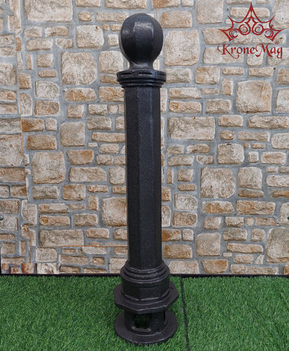 Borne de protection - DELFIN 700 - KRONEMAG MILLENIUM srl - en fonte / pour espace public / pour parking