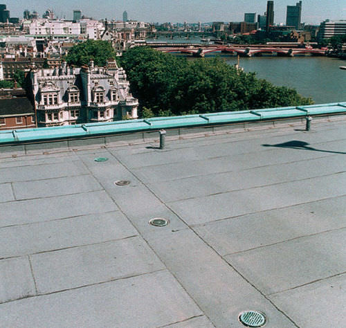 Siphon de sol en métal - RAINWATER OUTLETS - ACO Building Drainage - de terrasse / pour applications industrielles / avec grille