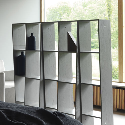 Étagère modulable - ENDLESS  - Massproductions - contemporaine / en chêne