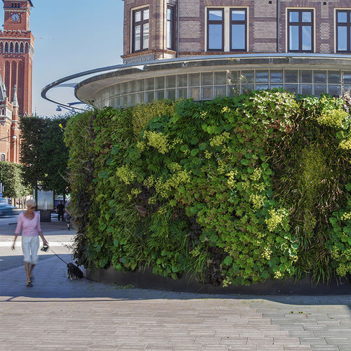 Jardin vertical en végétaux vivants - PUMPHUSET - GREENWORKS SWEDEN - sur mesure / courbe / naturel