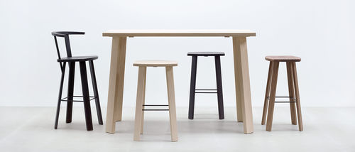 Table mange-debout classique - ALPIN - HUSSL - en bois / rectangulaire / professionnelle