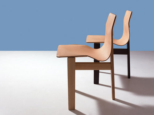 Chaise contemporaine - MANGIAROTTI : TRE 3 - Agapecasa - en cuir / résidentielle / sans accoudoirs
