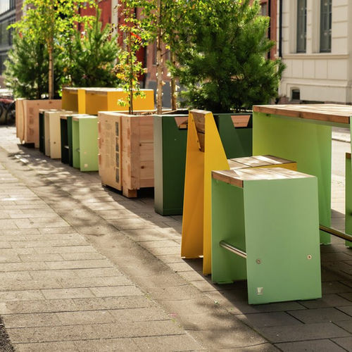 Chaise de bar contemporaine - BLOC - Vestre - d'extérieur / en bois / avec piètement en acier galvanisé