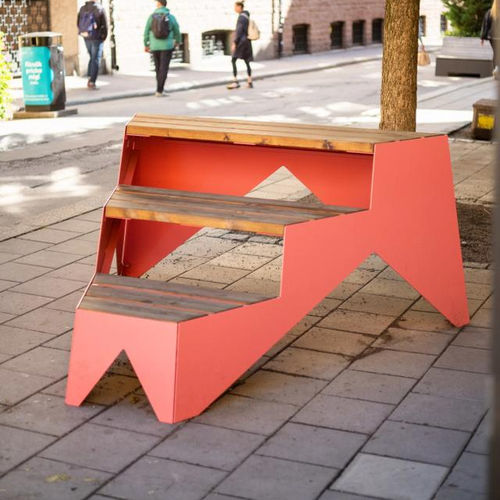 Banc public contemporain - STOOP  - Vestre - en acier galvanisé / en bois / sans dossier