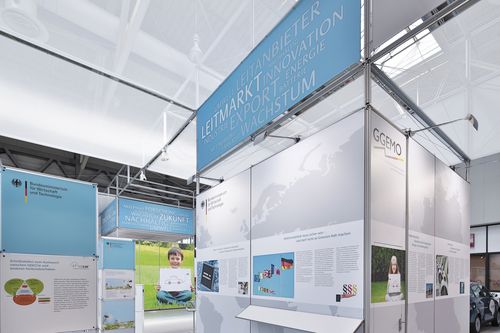 Stand pour exposition - CLIC - burkhard Leitner