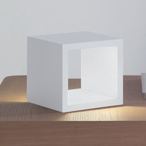 Lampe de table - CUBO  - iconeluce.com - en aluminium / contemporaine / sans fil