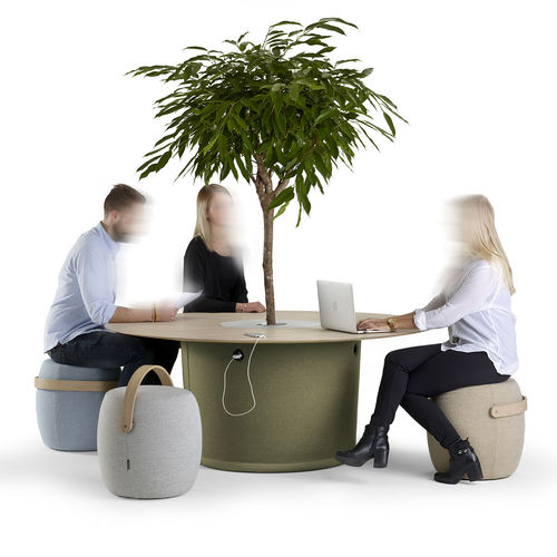 Table contemporaine - ON POINT - OFFECCT - en MDF laqué / en tissu / avec piètement en cuir