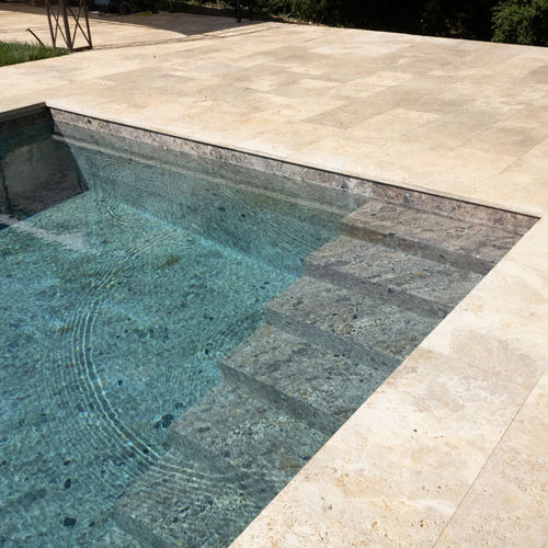 Piscine sur mesure - Arredo di Pietra srl - d'extérieur / professionnelle / enterrée