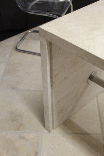 Table contemporaine - Arredo di Pietra srl - en pierre naturelle / en travertin / avec piètement en pierre naturelle