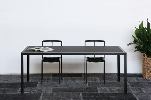 Table contemporaine - ZEUS - en linoléum / avec piètement en métal / rectangulaire