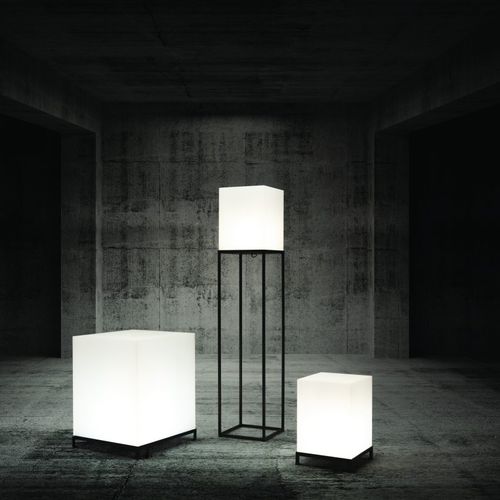 Lampe sur pied - STARCUBE - ZEUS - en métal / en acrylique / en résine