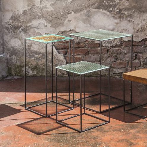 Table d'appoint design minimaliste - SLIM IRONY ART - ZEUS - en verre / en tôle d'acier / avec piètement en cuivre
