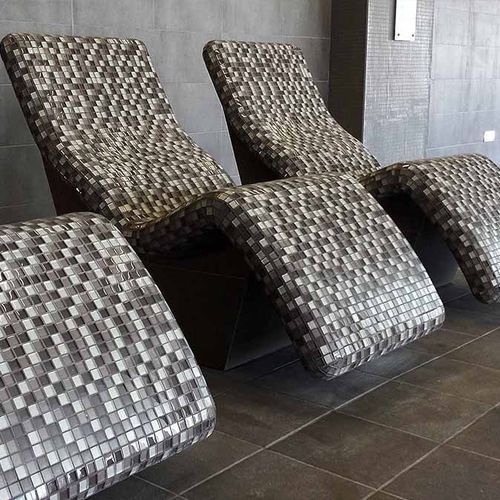 Chaise longue contemporaine - INTERVAP EUROPA SLU - en pierre / en pierre / pour spas