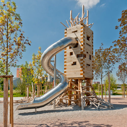 Toboggan tournant - BASEL  - atlantics GmbH - pour aire de jeux / en acier inoxydable / tubulaire
