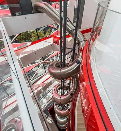 Toboggan tournant - CITROEN SHOWROOM C42 - atlantics GmbH - pour aire de jeux / en acier inoxydable / à grande vitesse