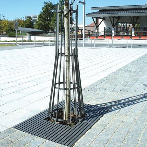 Corset d'arbre en acier - LINEANCE - univers & cité | mobilier urbain