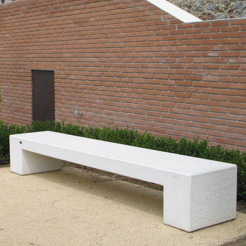 Banc public contemporain - PANCA DELLE CORTI - VASART URBAN DESIGN - en béton / avec dossier / sans dossier
