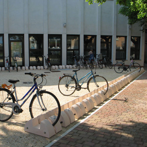Range-vélo au sol - BICILLO - VASART URBAN DESIGN - pour espace public / en inox / en béton