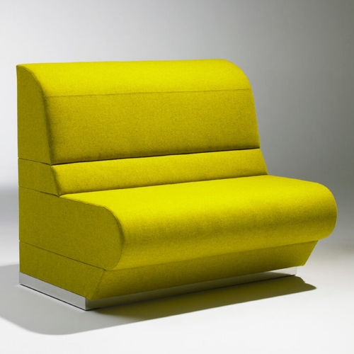 Banquette contemporaine - UFO - SOCA - en tissu / pour restaurant / pour bar