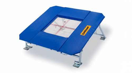 Trampoline de gymnastique - TEAMGYM - Eurotramp Trampoline Kurt Hack GmbH - carré / professionnel / d'intérieur