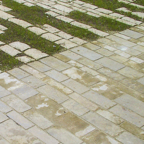 Pavé en pierre naturelle - DIETFURTER DOLOMITE - Franken-Schotter GmbH & Co. KG - d'extérieur / carrossable / pour espace public