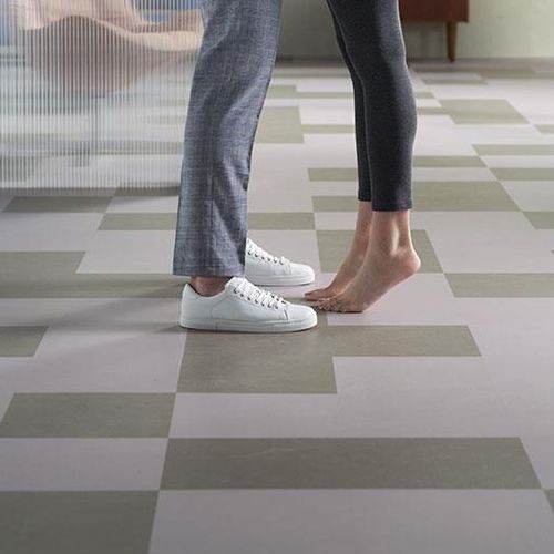 Revêtement de sol en linoléum - MARMOLEUM CLICK - Forbo Flooring Systems - d'intérieur / pour salle de séjour / pour bureau