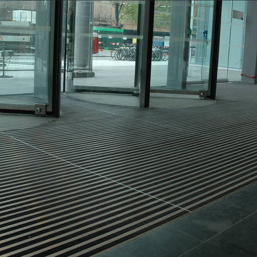 Tapis d'entrée pour établissement public - NUWAY TUFTIGUARD HEAVY DUTY - Forbo Flooring Systems - en aluminium / en polyamide / antisalissure