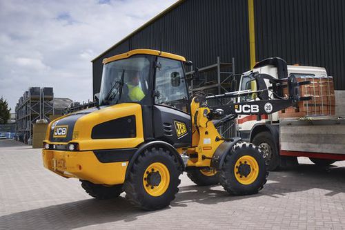 Chargeuse pelleteuse standard - 427 - JCB Deutschland GmbH